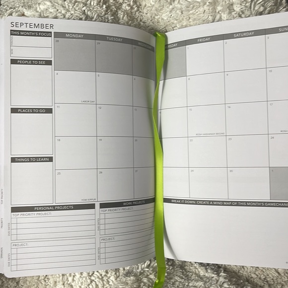 NWT Alpine Lake Passion Paper Life Coach Personal Planner 2023 Monday Start - Picture 11 of 16